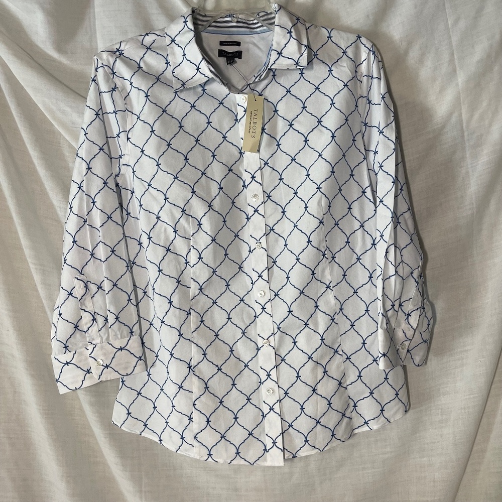 Talbots Women’s Blouse. Button Down Collared Shirt. Dress up or casual. NWT 14